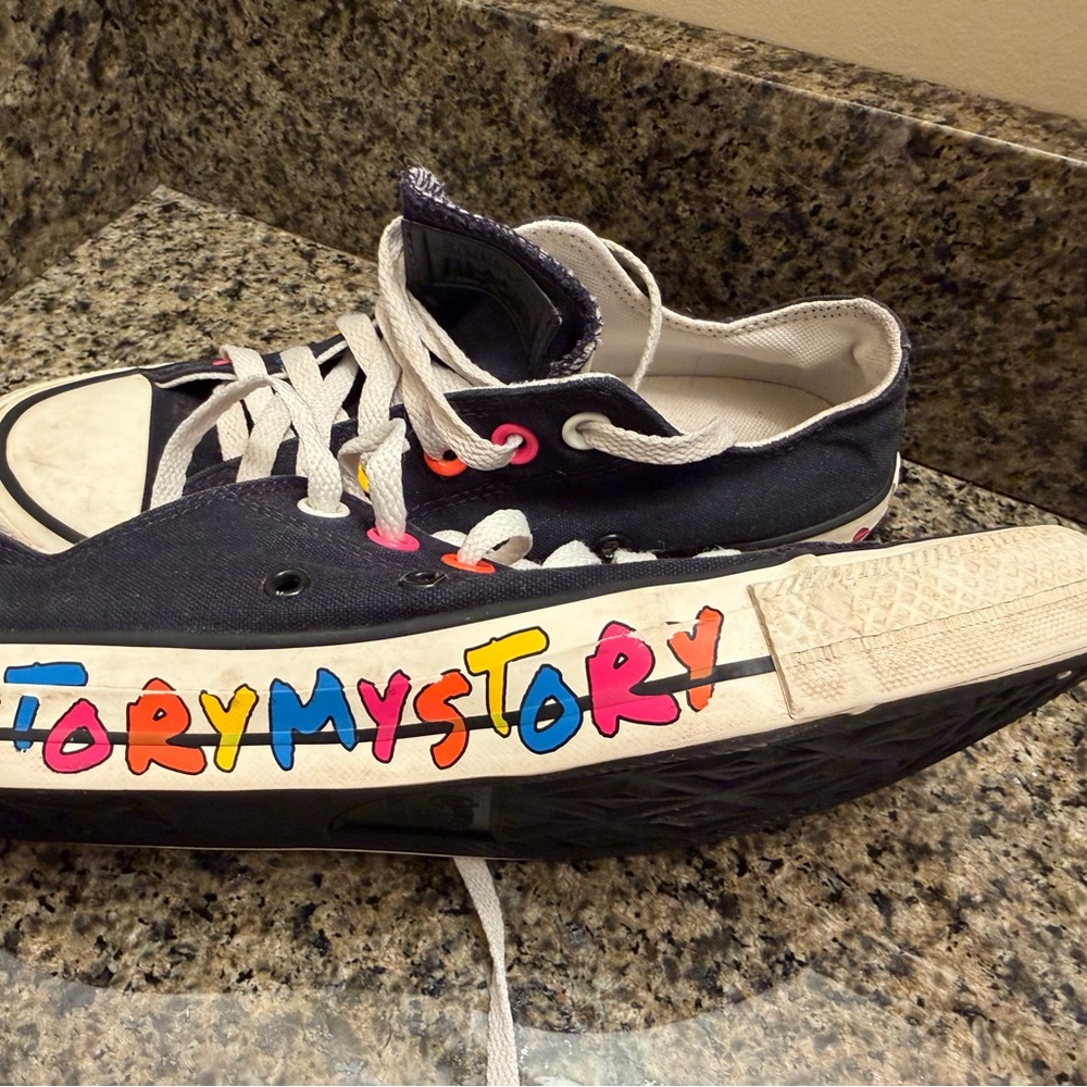 Converse “My story” sneakers. mens 5 ladies 7